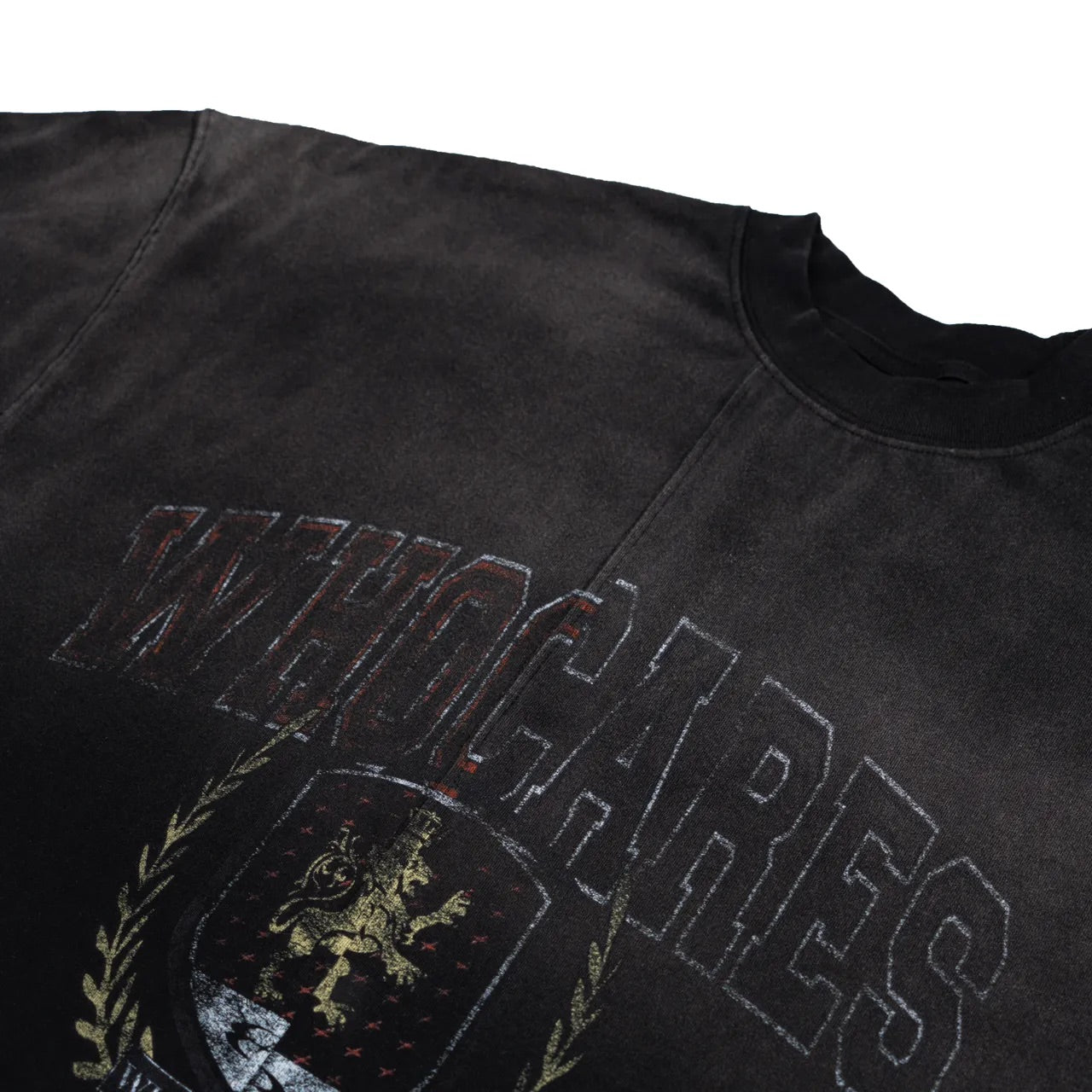 WHOCARES WASHED EMBLEM TEE