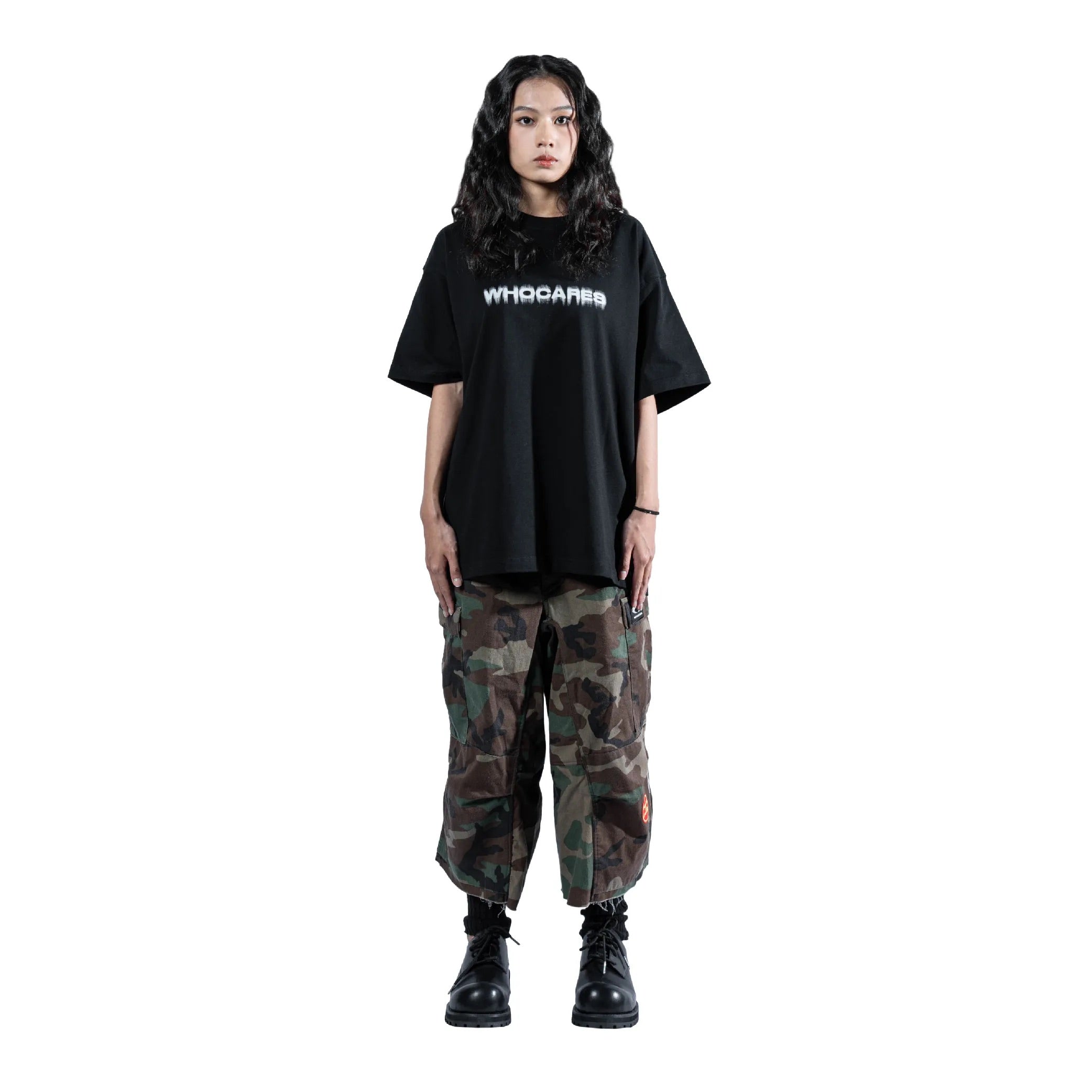 WHOCARES MOTION TEE BLACK