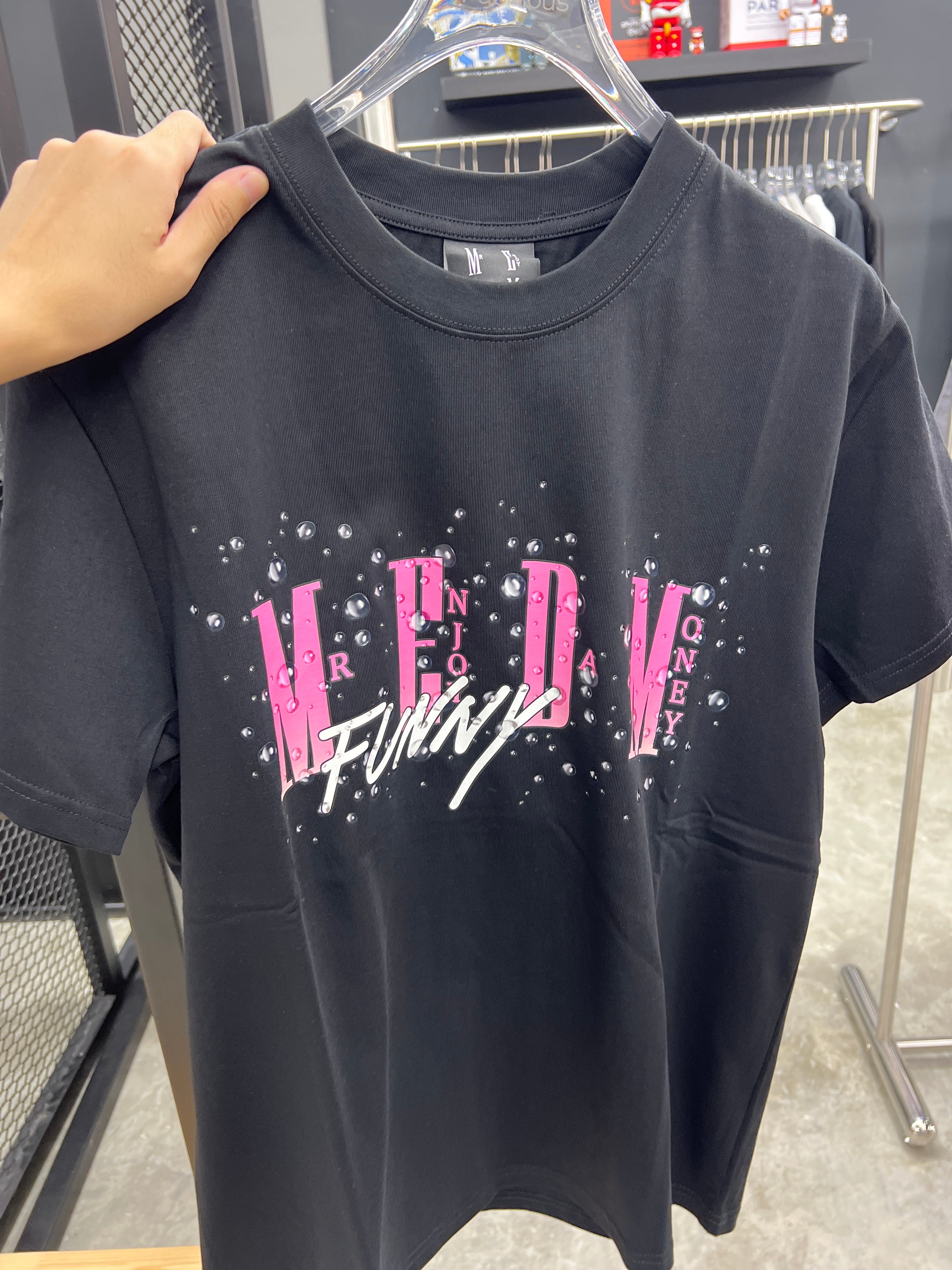 MEDM TEE 005