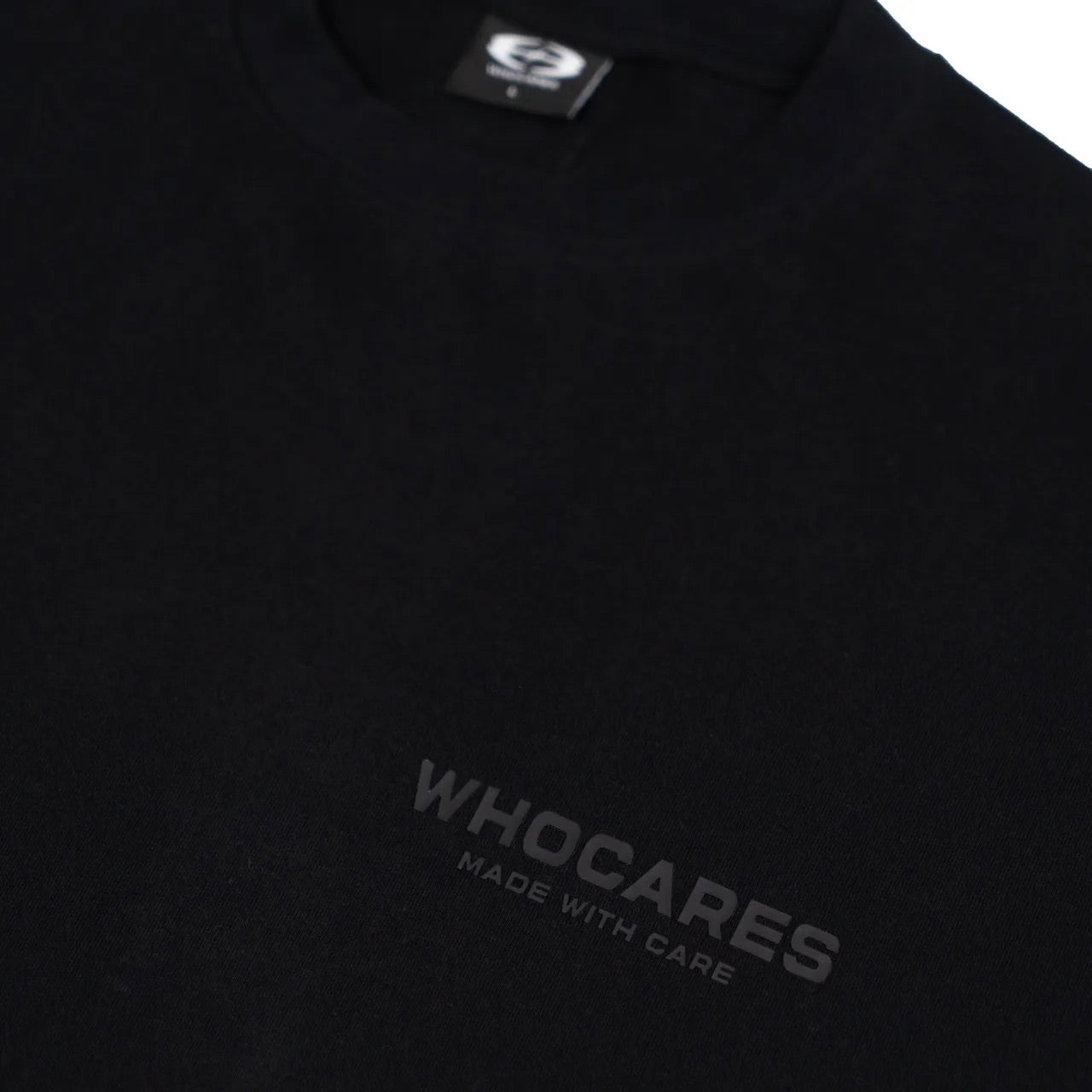 WHOCARES LOGO TEE BLACK