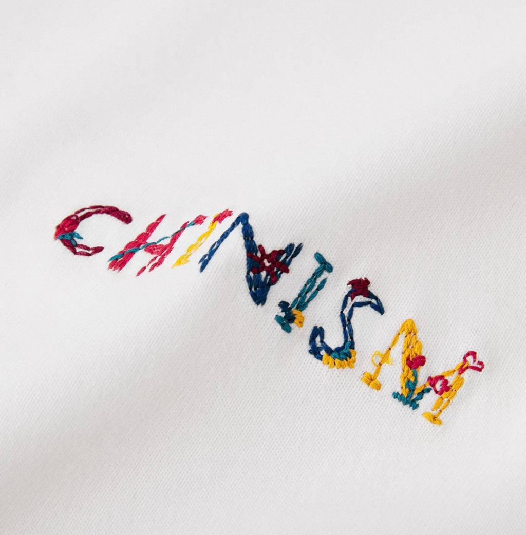 CHINISM EMBROIDERY LOGO TEE WHITE