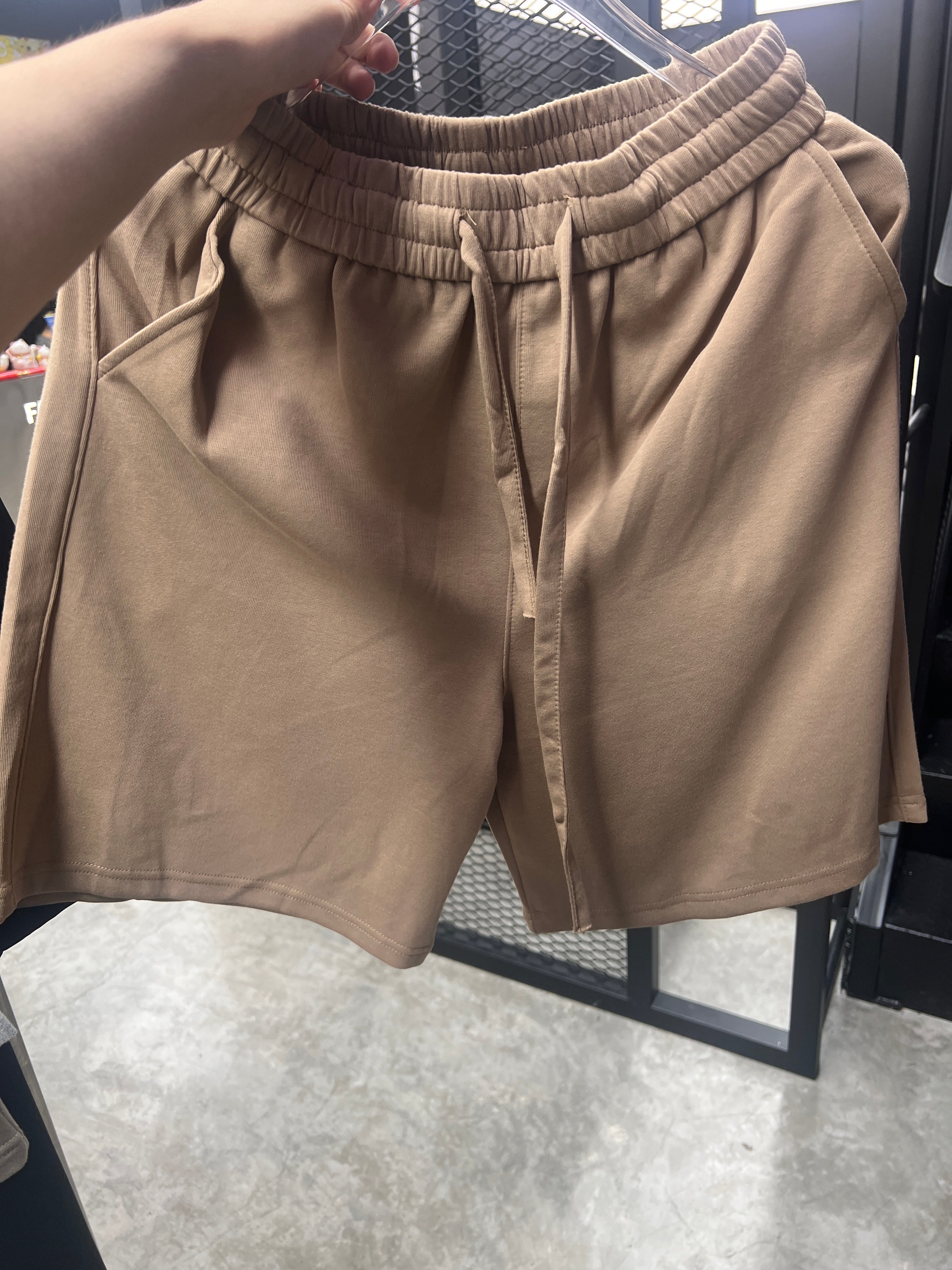 KHAKI SHORT