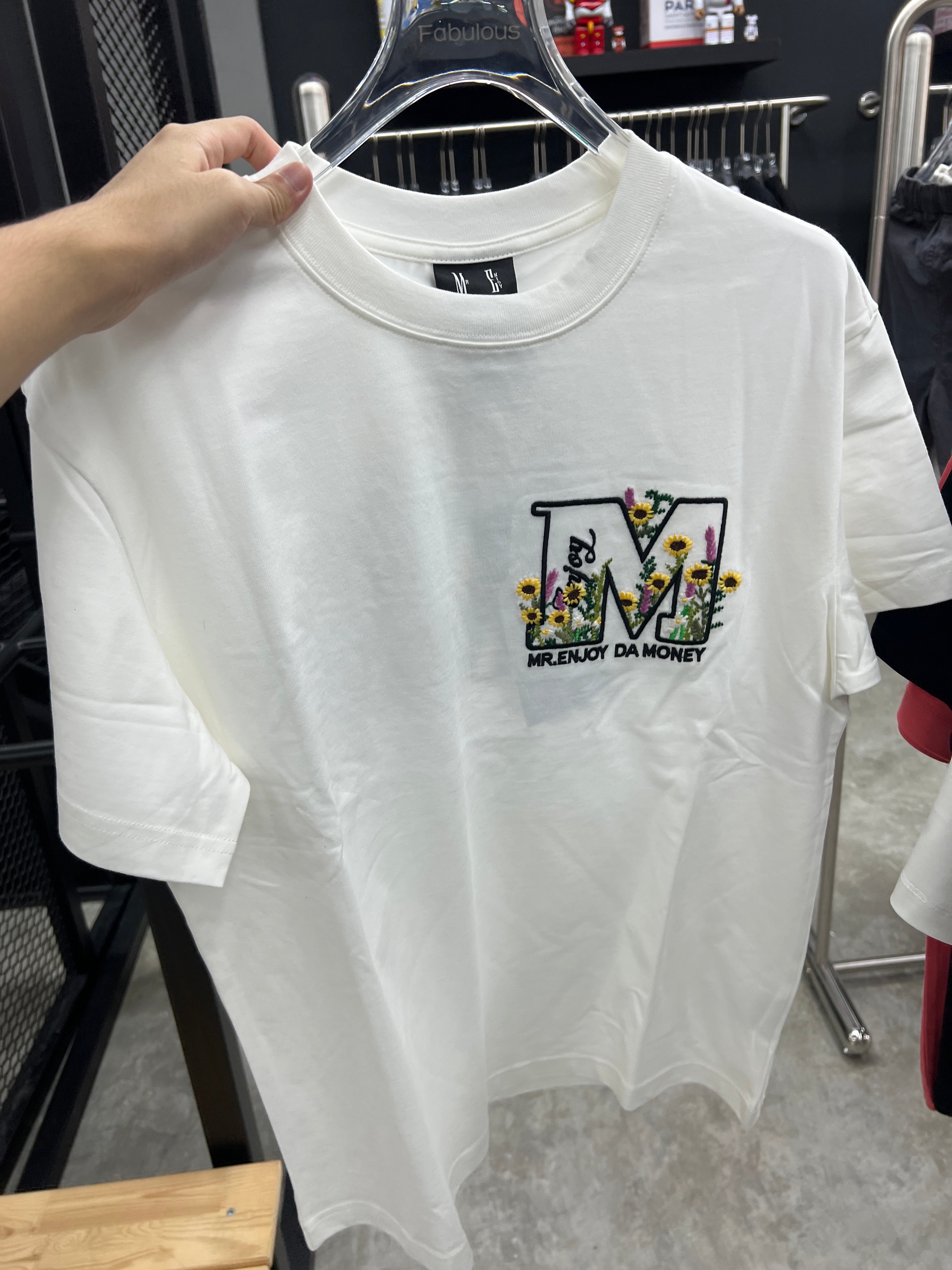 MEDM TEE 002