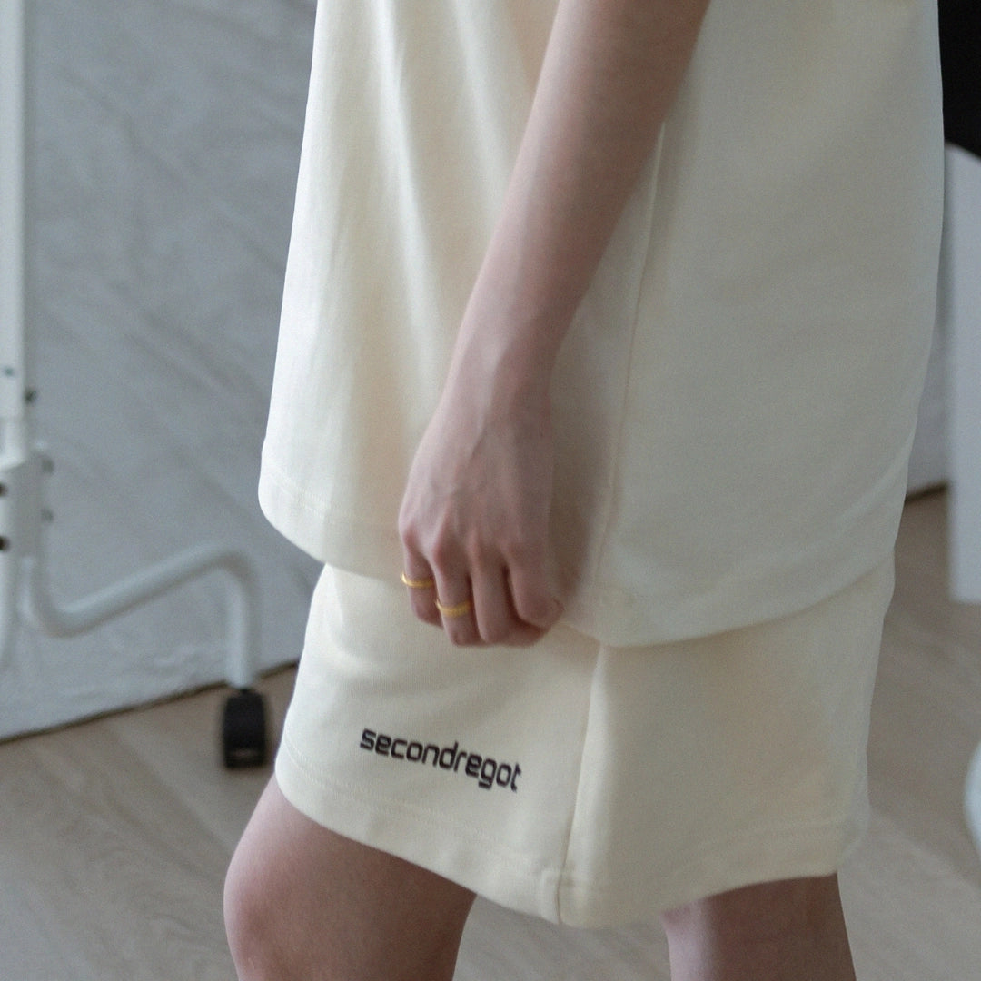 2ND ESSENTIALS SHORT CREAM