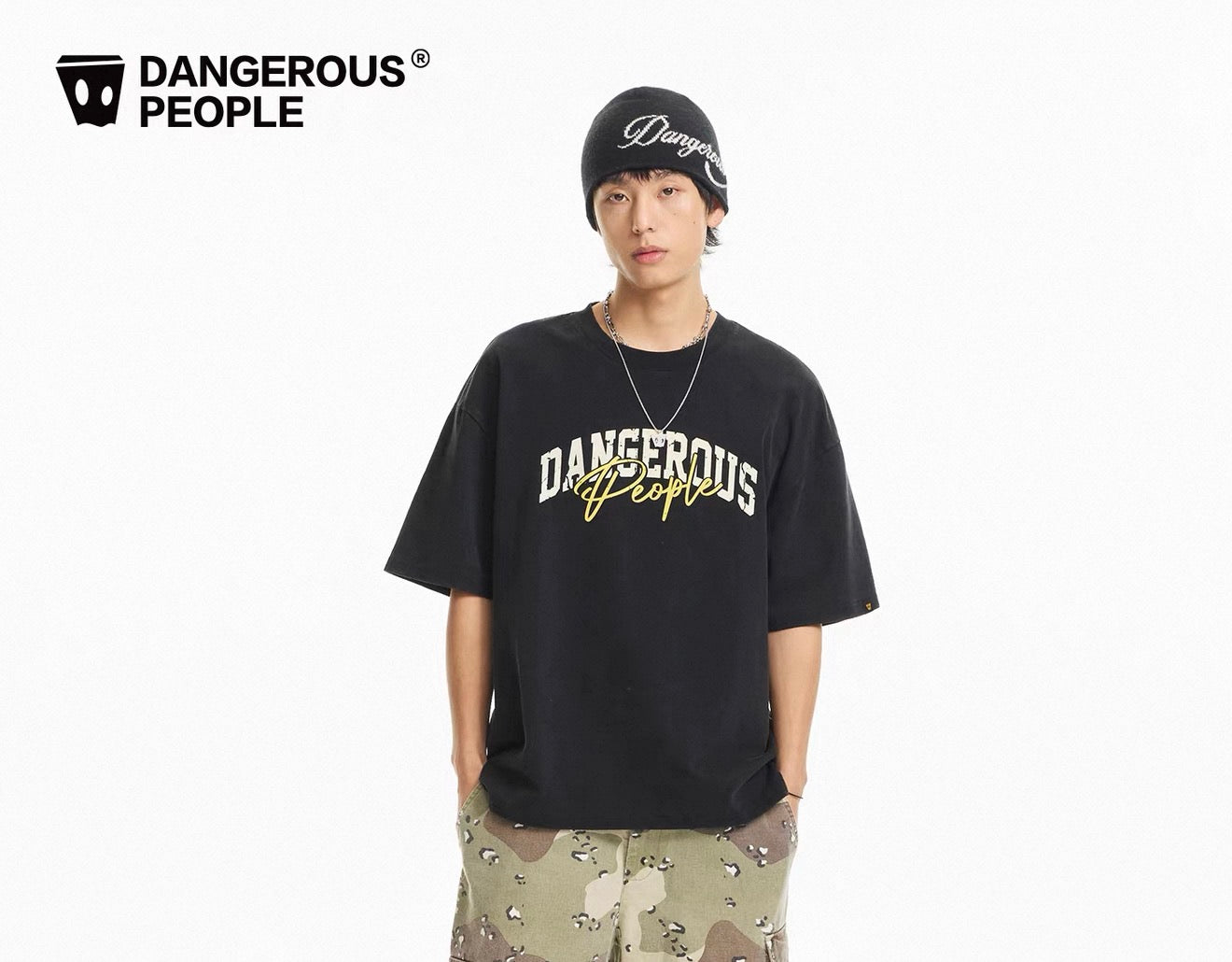 Dangerous people tee black 001