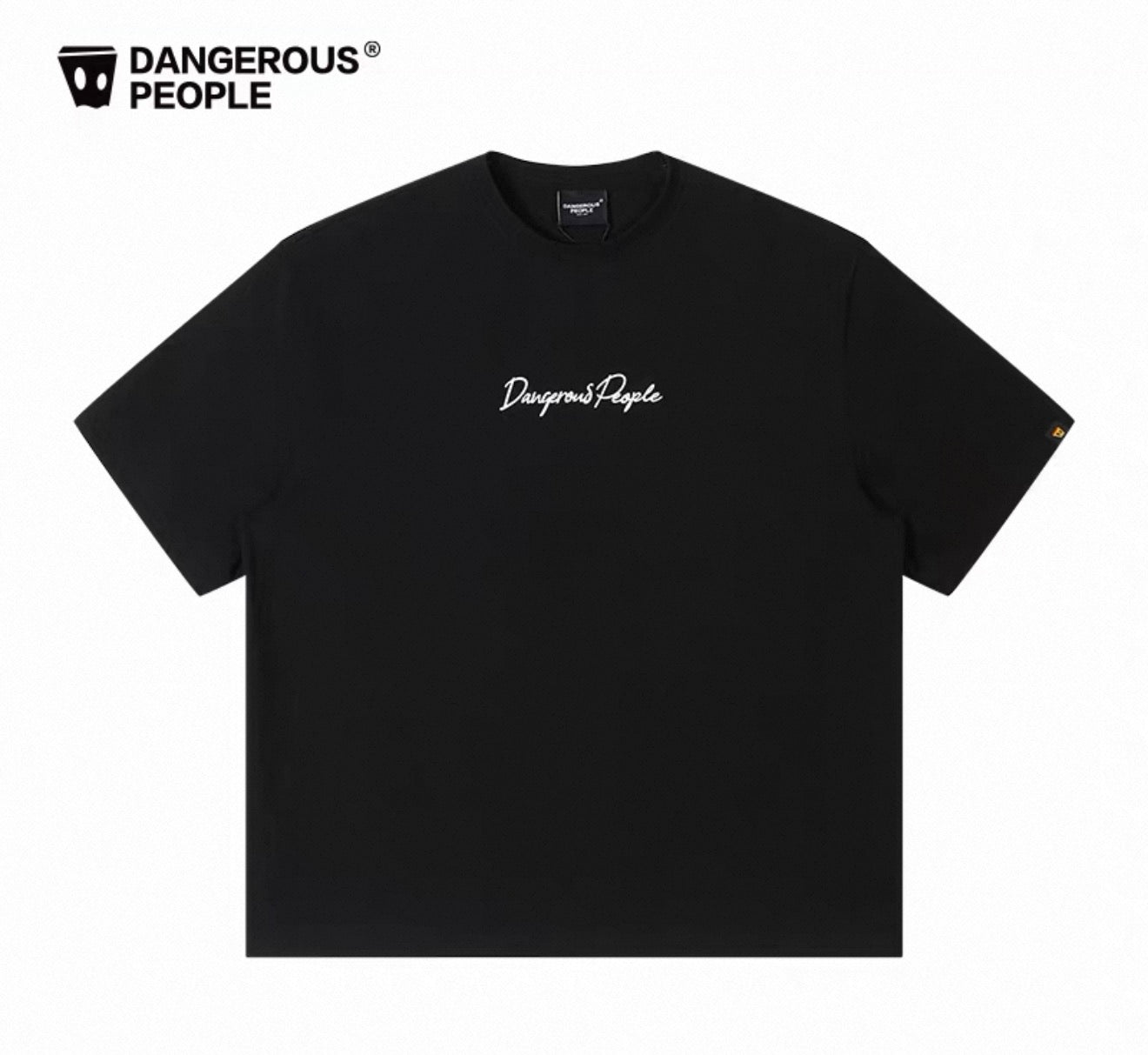 Dangerous people tee black 007