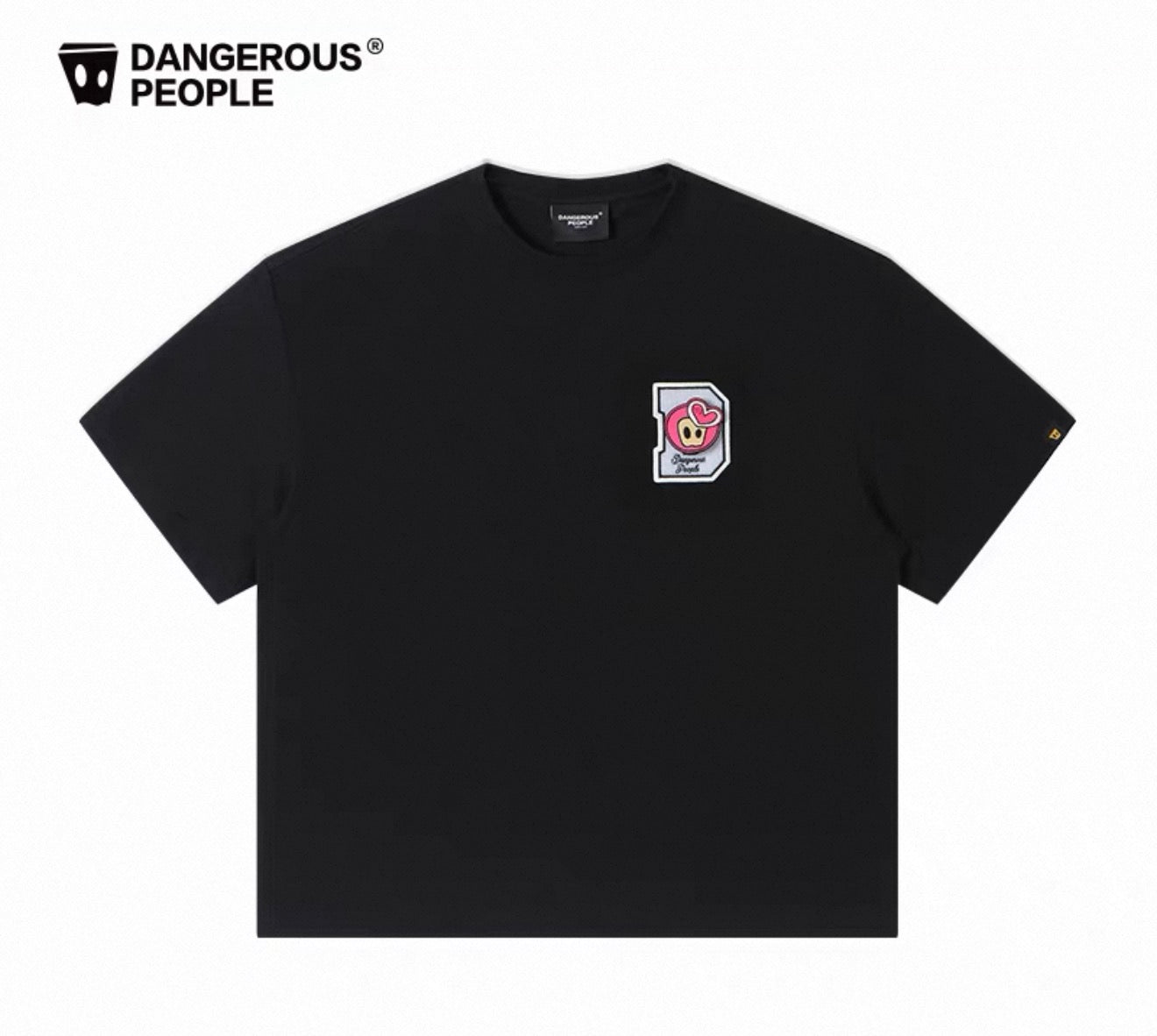 Dangerous people tee black 005