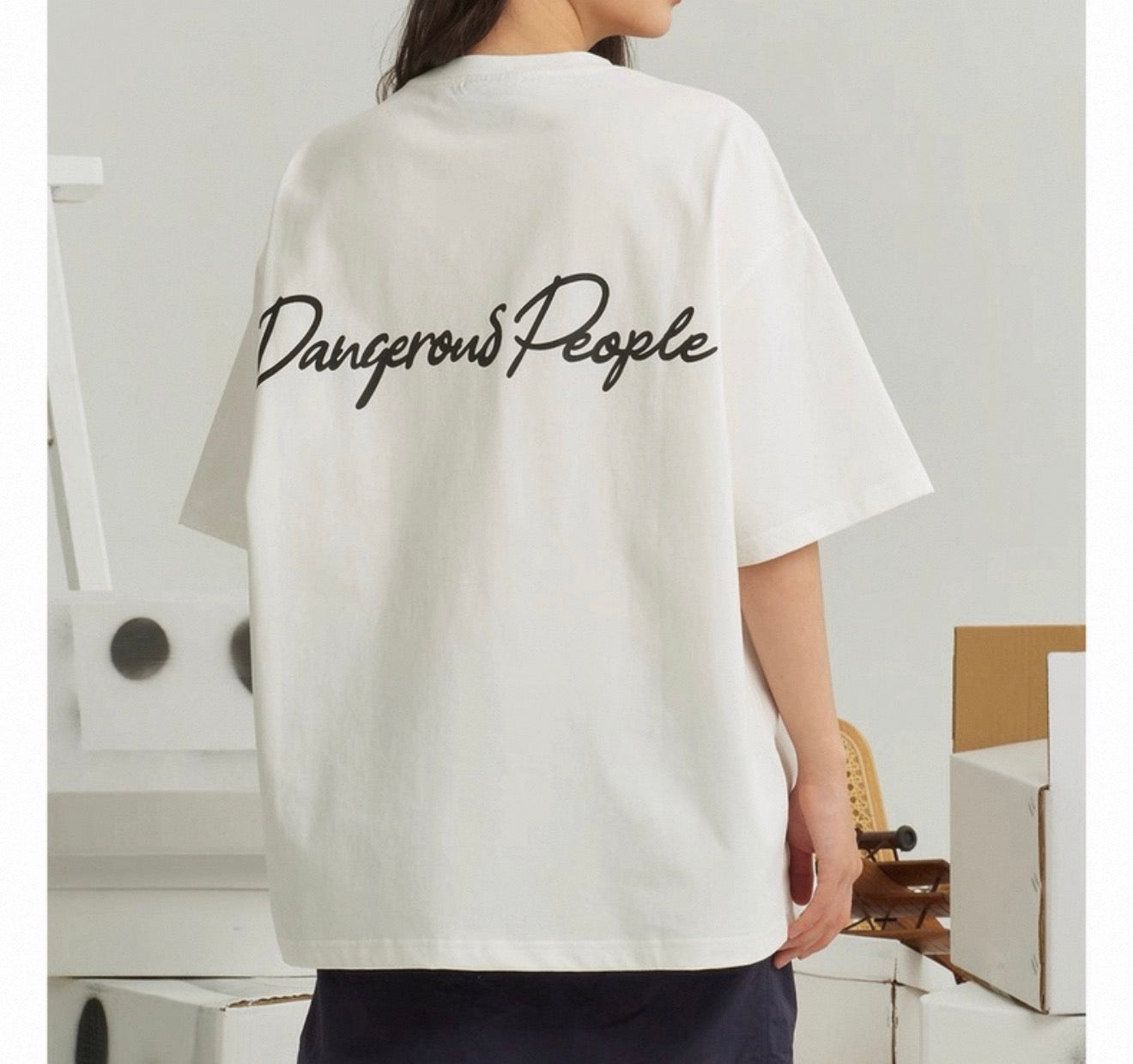 Dangerous people tee white 008