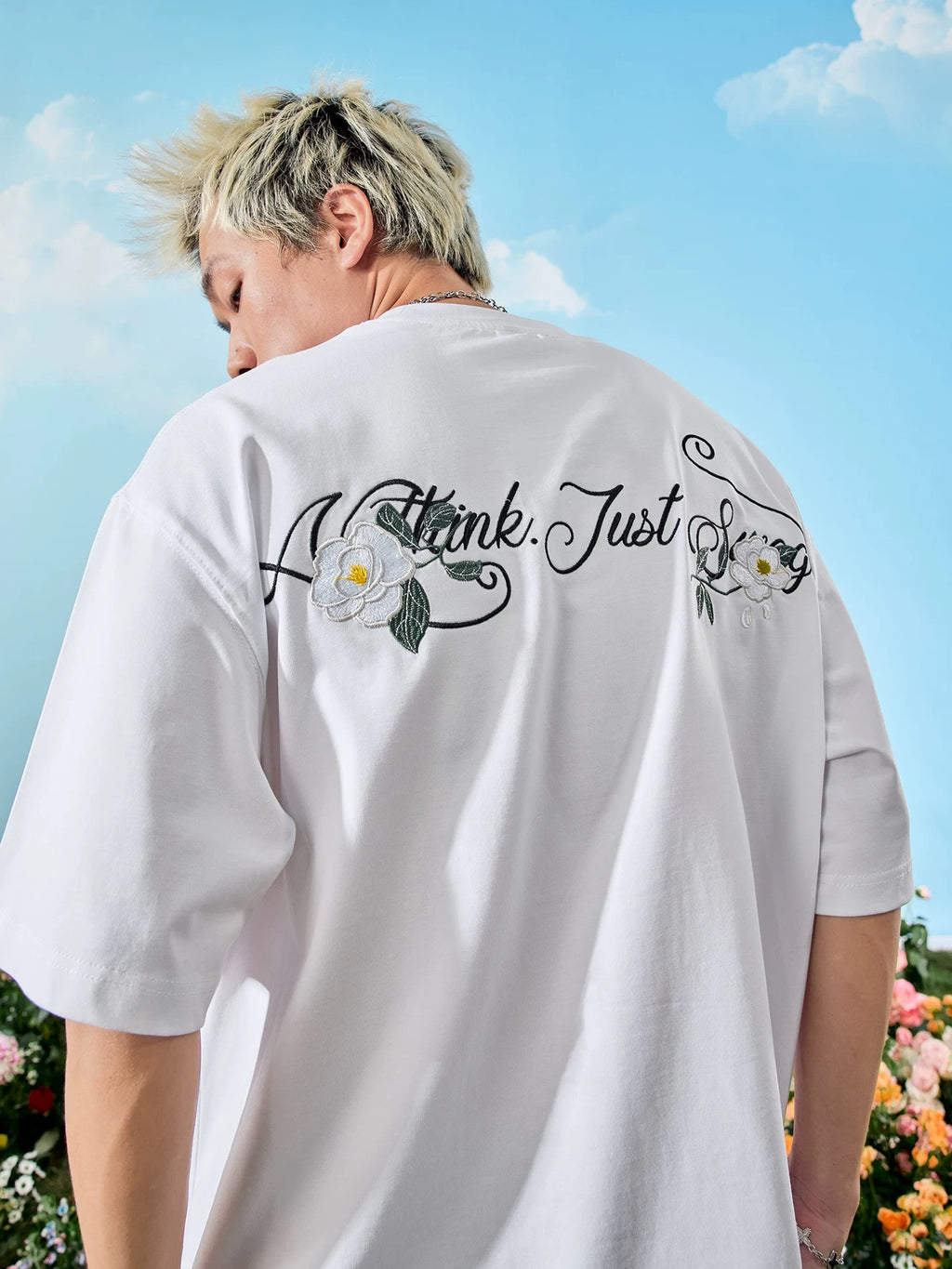NUTHINK TEE WHITE 007