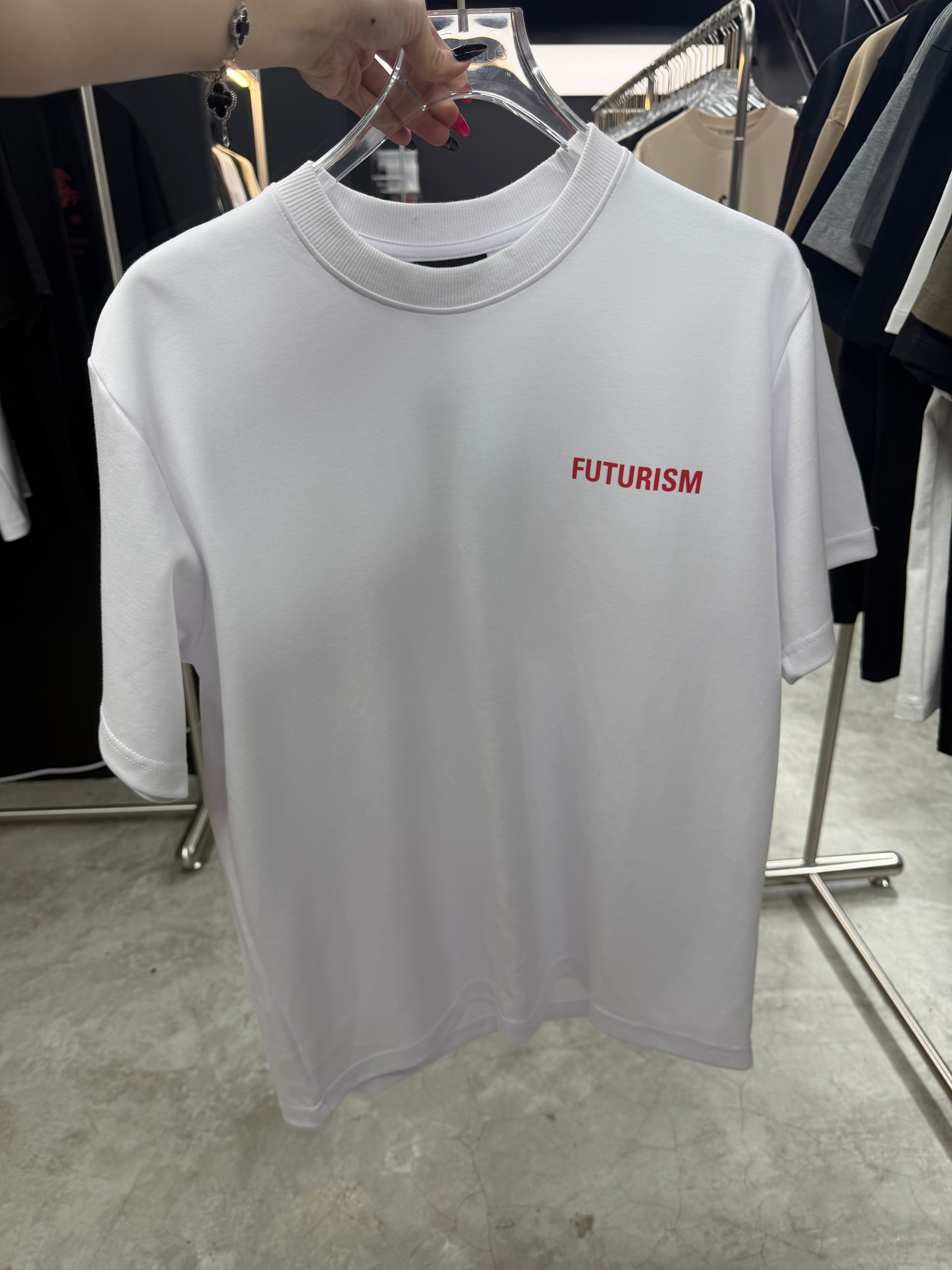 FUTURISM 28 FLURRY WORDING TEE WHITE