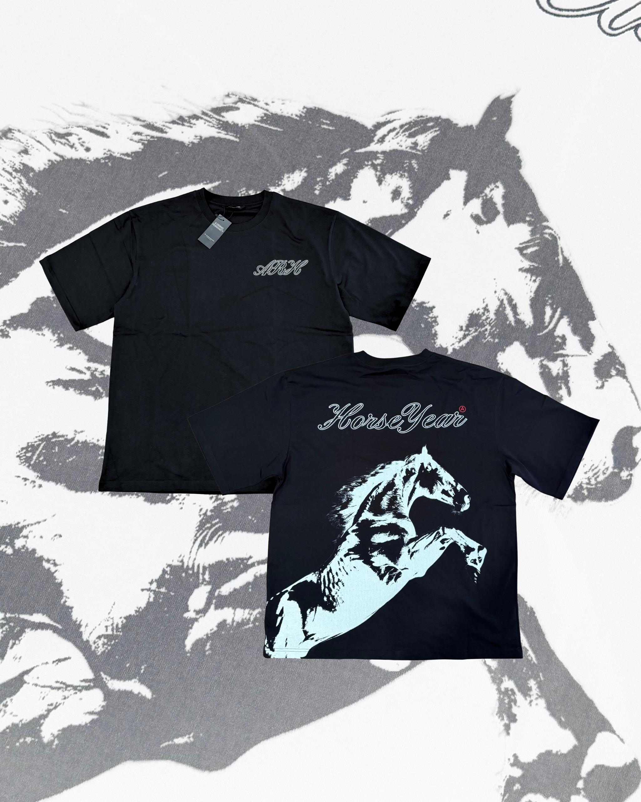 A RISING HUMANITY HORSE RISE TEE BLACK