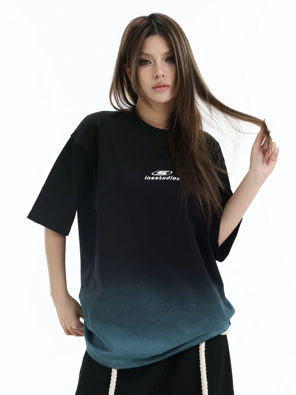 INS STUDIOS  SPRAY PRINT  TEE BLACK BLUE
