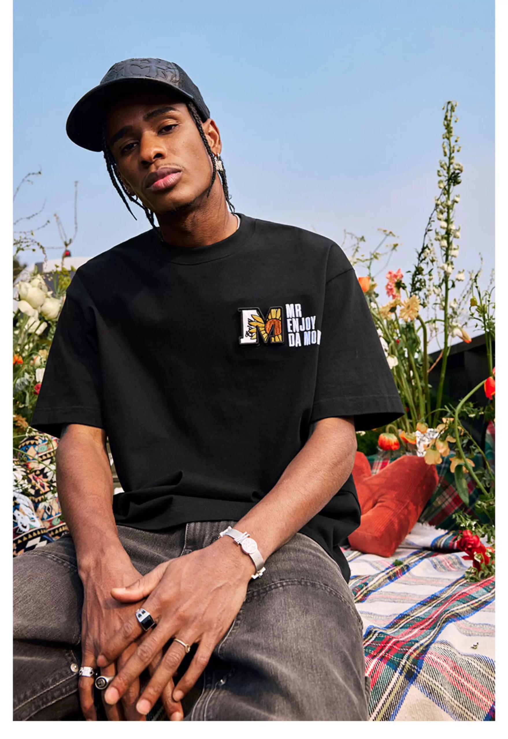 MEDM DETACHABLE VELCRO PATCH TEE BLACK